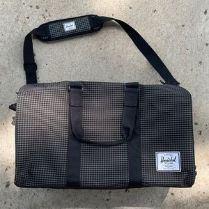 Herschel Novel Duffle